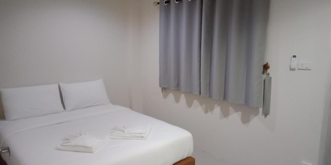 Hotel เคทู เกสเฮาส์ Chonburi Exterior foto
