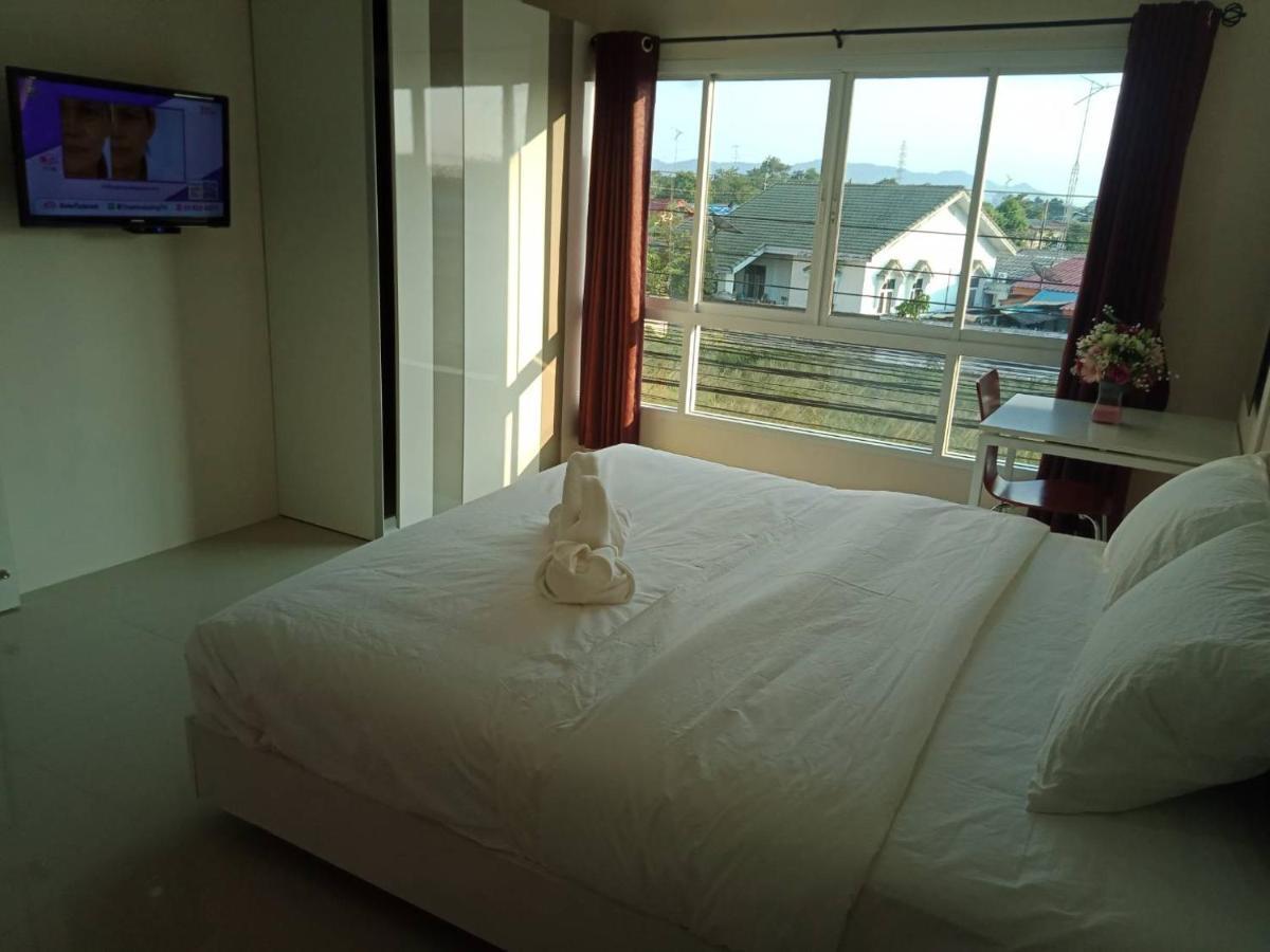 Hotel เคทู เกสเฮาส์ Chonburi Exterior foto